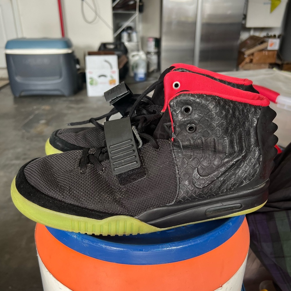 Used Nike Yeezy 2 solar no box as is. No size tag. Unsure of size.